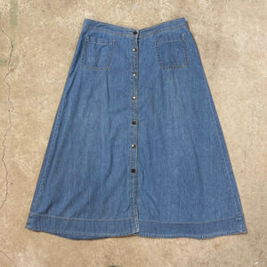 CHAPS Denim Button Down Maxi Blue Skirt Women’s Size 14 Front Pockets Modest